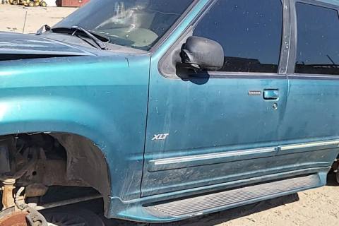 Photo of 1998 Ford Explorer
