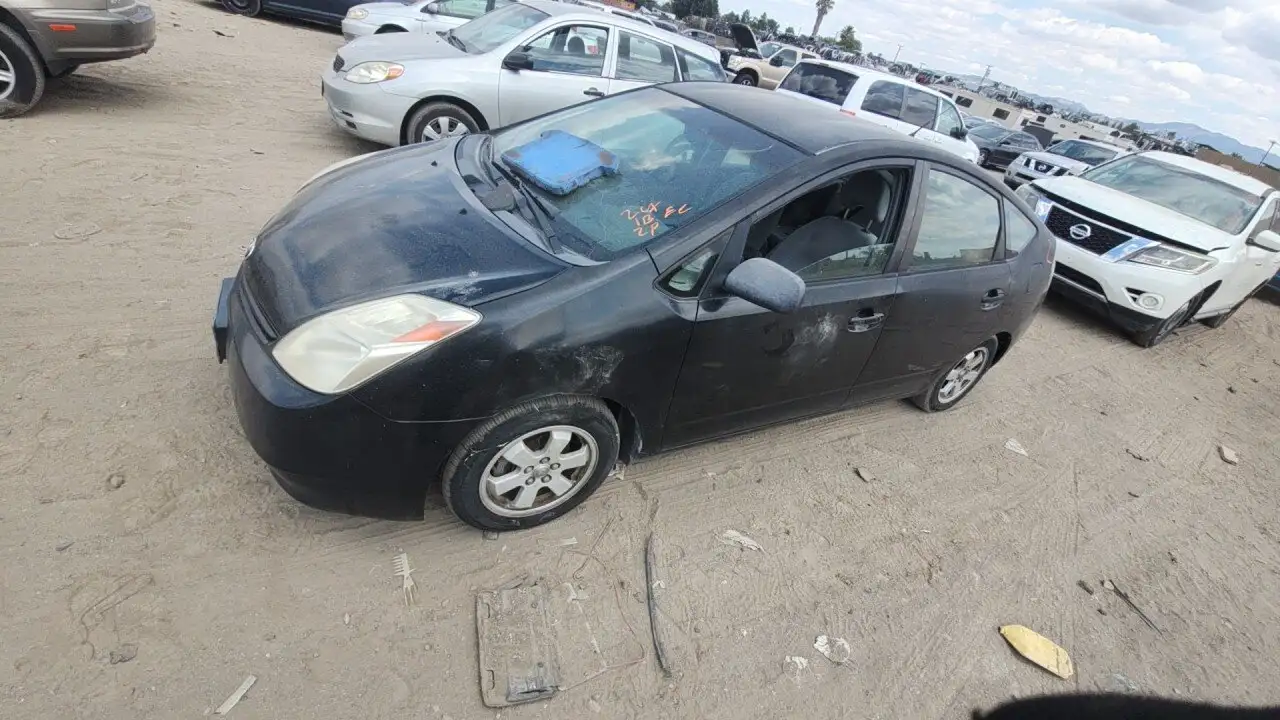 Photo of 2005 Toyota Prius