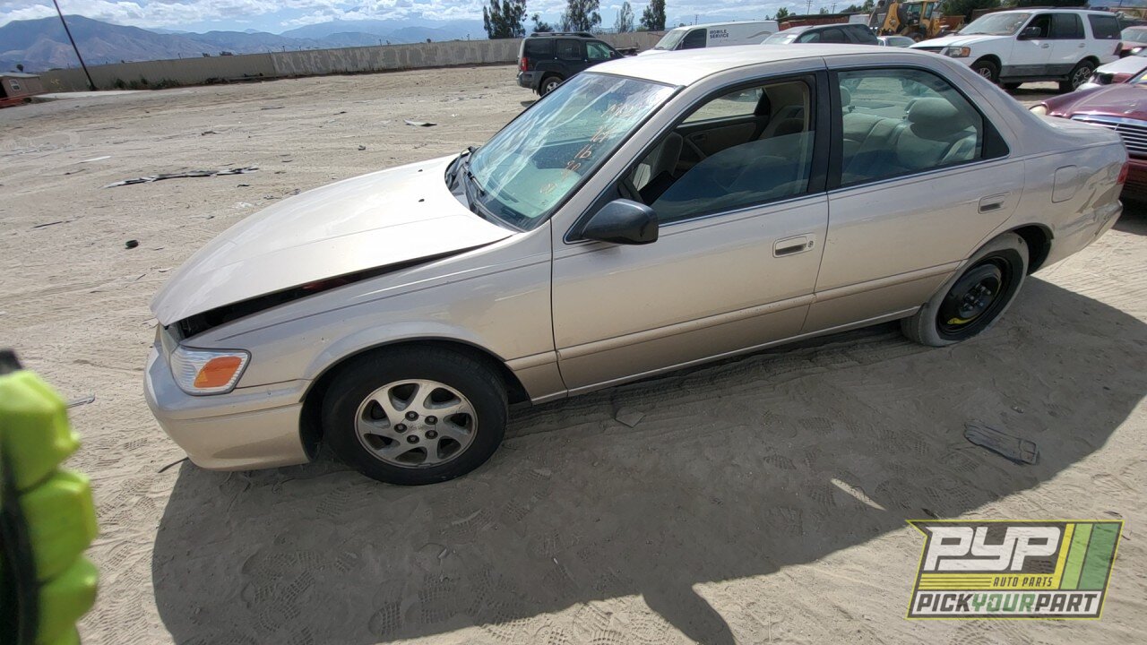 Photo of 2000 Toyota Camry