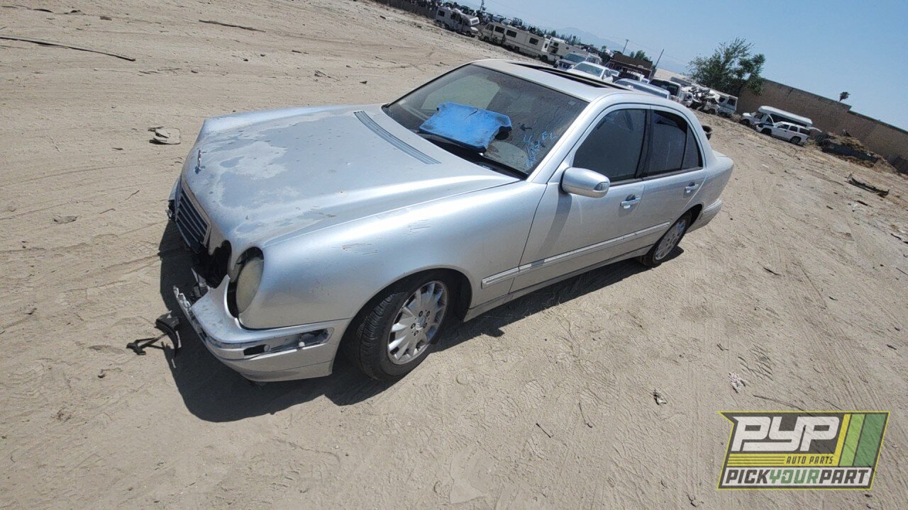 Photo of 2001 Mercedes-Benz E320