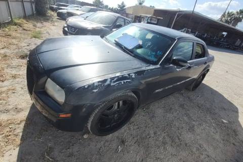 Photo of 2005 Chrysler 300