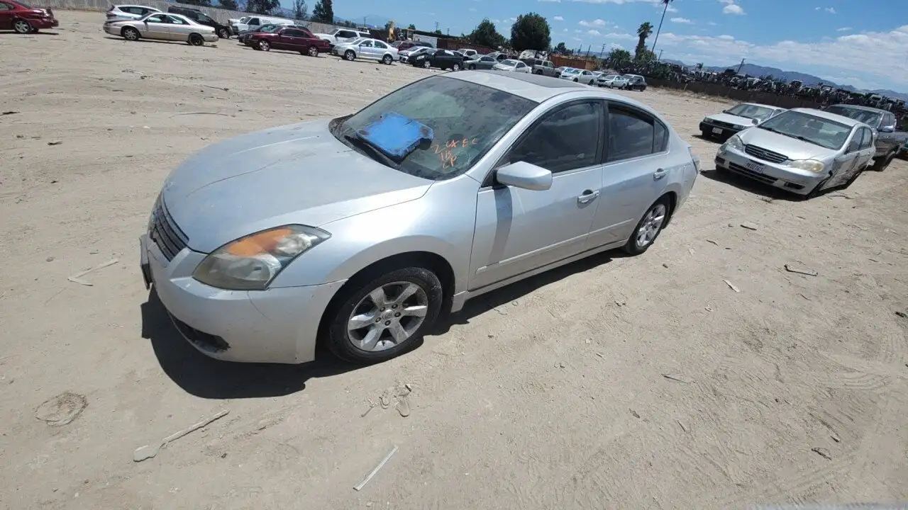 Photo of 2009 Nissan Altima