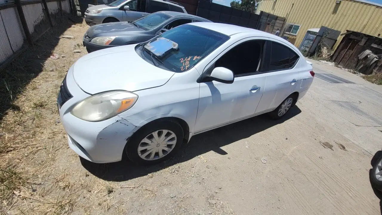 Photo of 2013 Nissan Versa