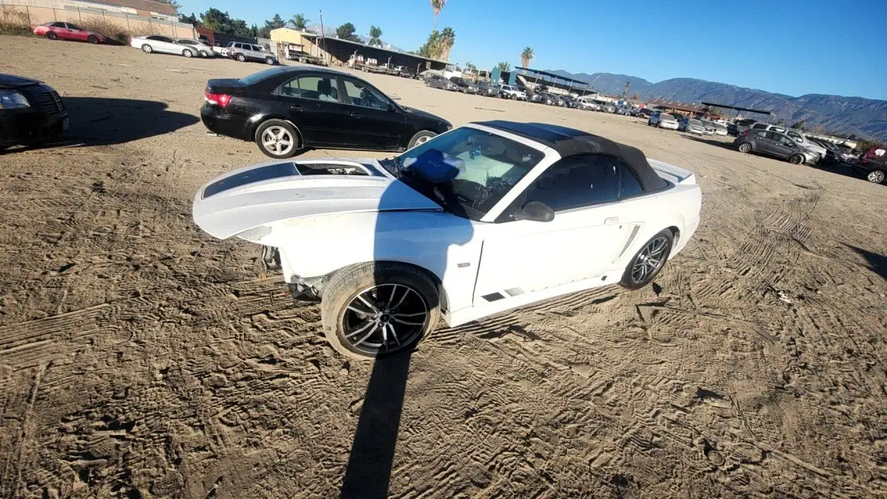 Photo of 2002 Ford Mustang