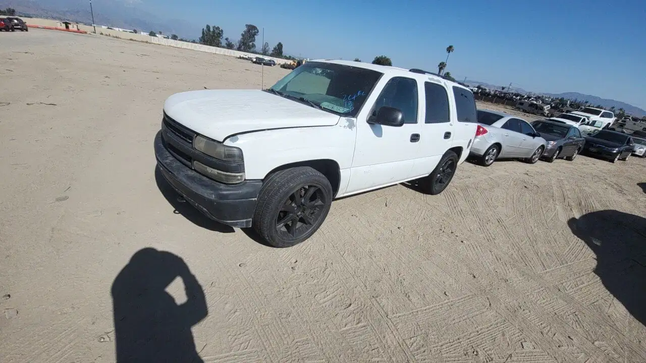 Photo of 2001 Chevrolet Tahoe