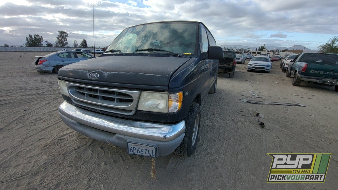 Photo of 2001 Ford E-150 Econoline