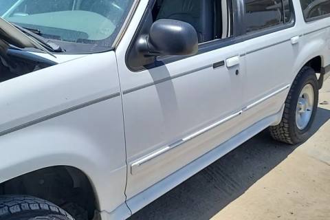 Photo of 1998 Ford Explorer