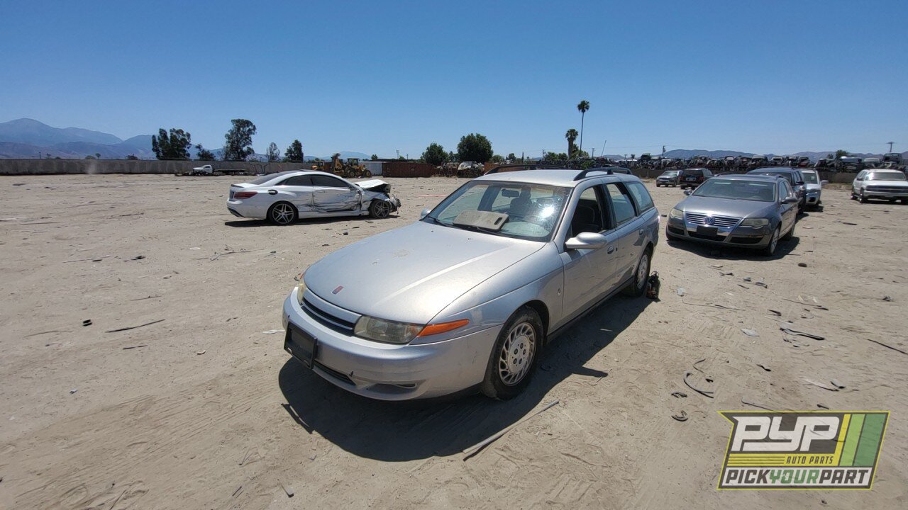 Photo of 2000 Saturn Lw2