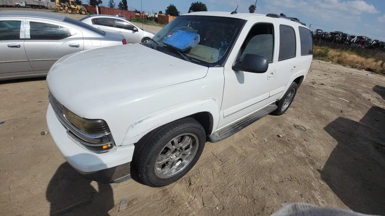 Photo of 2004 Chevrolet Tahoe
