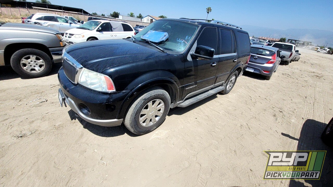 Photo of 2004 Lincoln Navigator