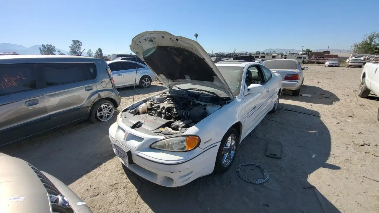 Photo of 2000 Pontiac Grand Am
