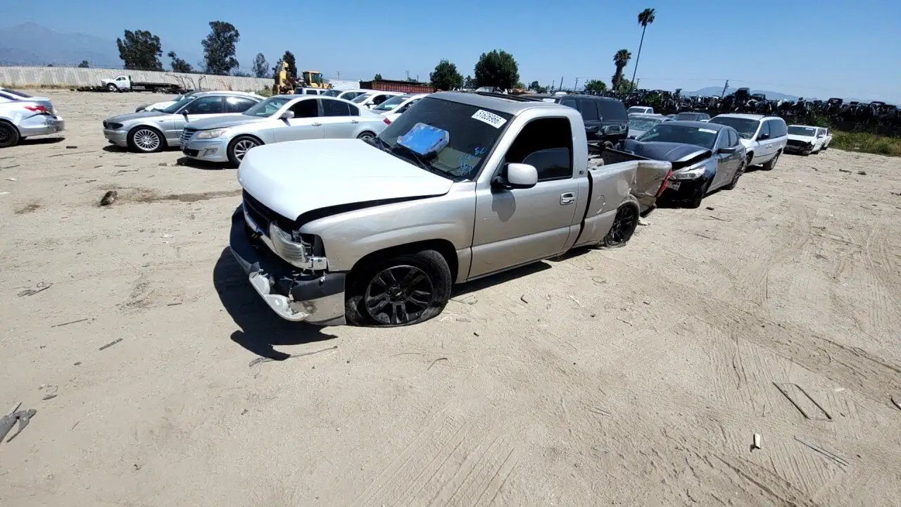 Photo of 2001 Chevrolet Silverado 1500