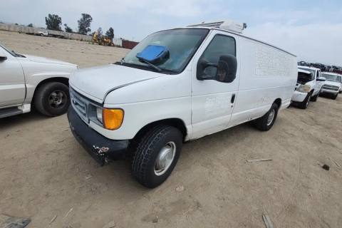 Photo of 2006 Ford E-350 Super Duty