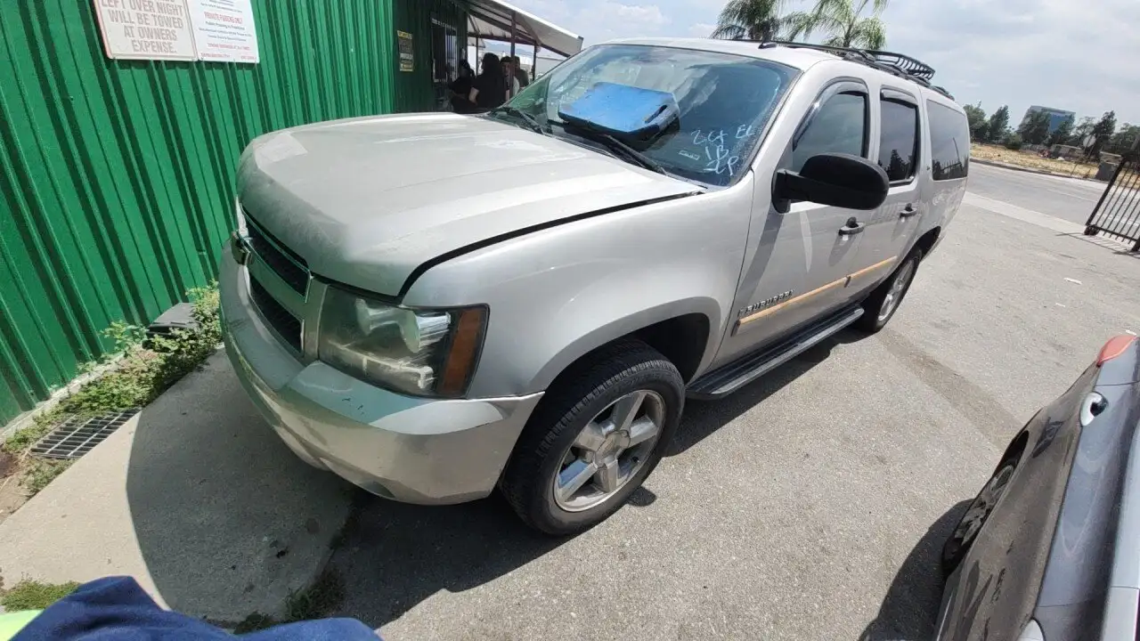 Photo of 2007 Chevrolet Suburban 1500