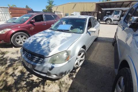 Photo of 2005 Nissan Altima