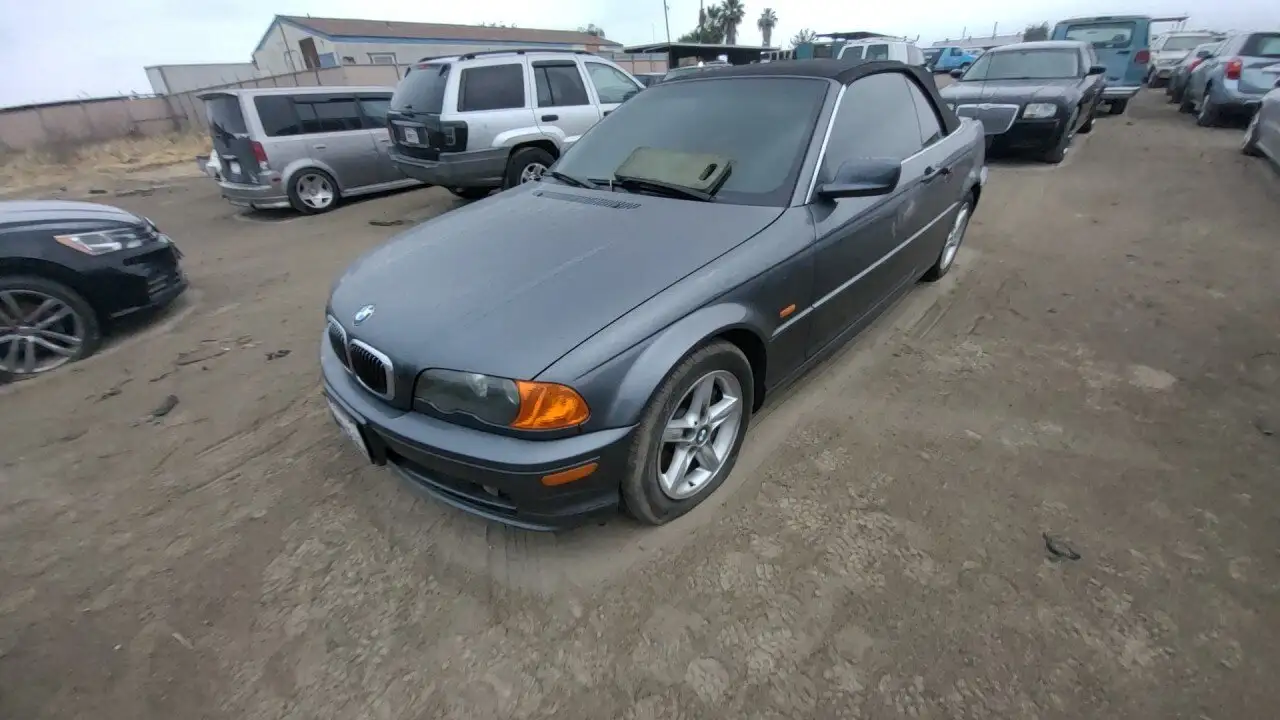 Photo of 2002 Bmw 325Ci