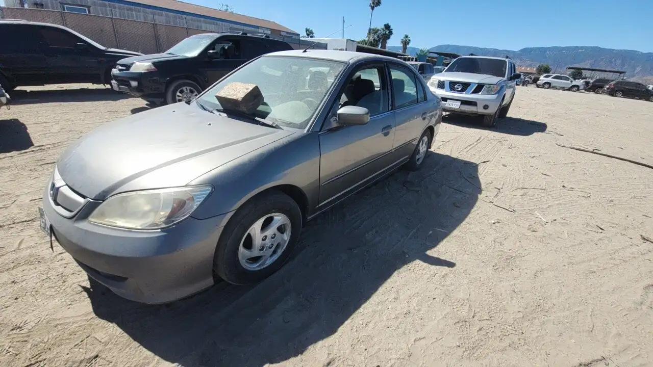 Photo of 2005 Honda Civic