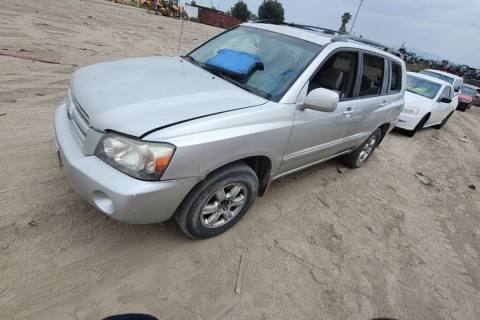 Photo of 2005 Toyota Highlander