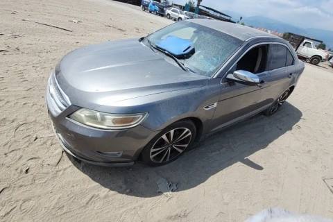 Photo of 2011 Ford Taurus