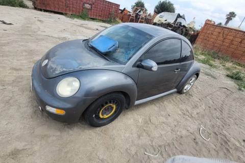 Photo of 2004 Volkswagen Beetle