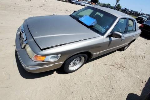 Photo of 2002 Mercury Grand Marquis
