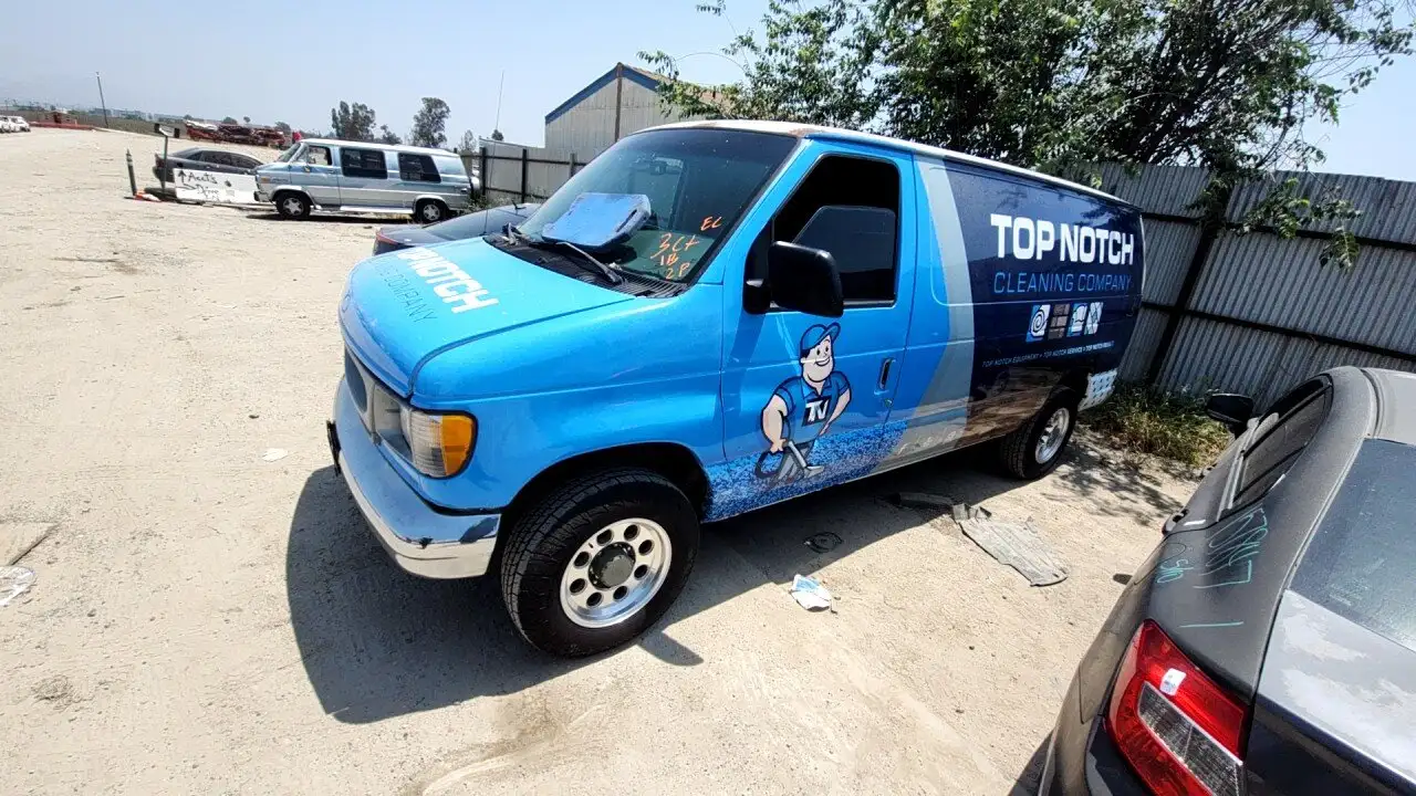 Photo of 2001 Ford E-250 Econoline