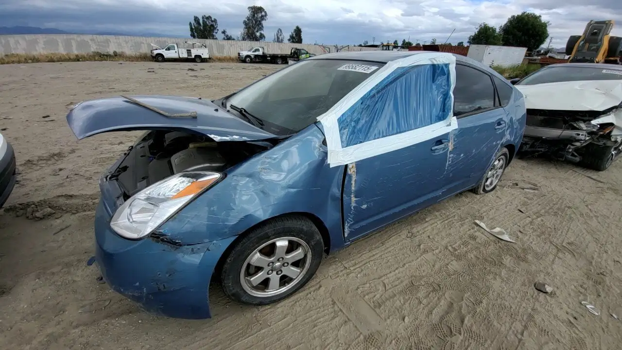 Photo of 2005 Toyota Prius