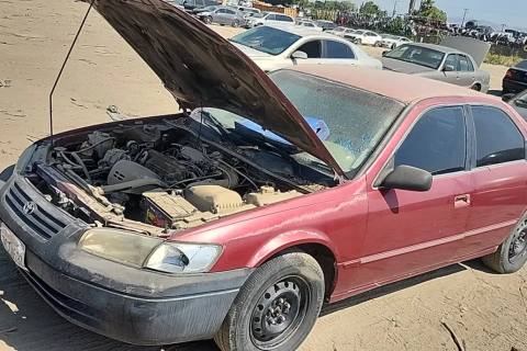 Photo of 1998 Toyota Camry