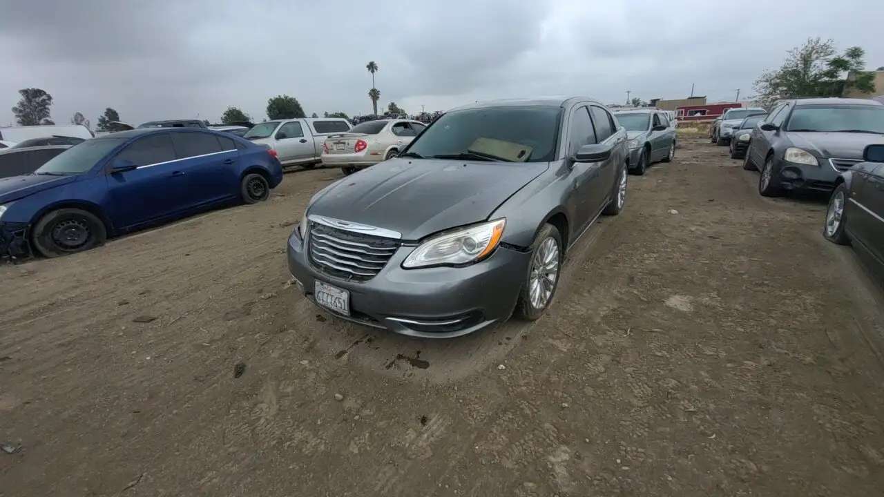 Photo of 2012 Chrysler 200