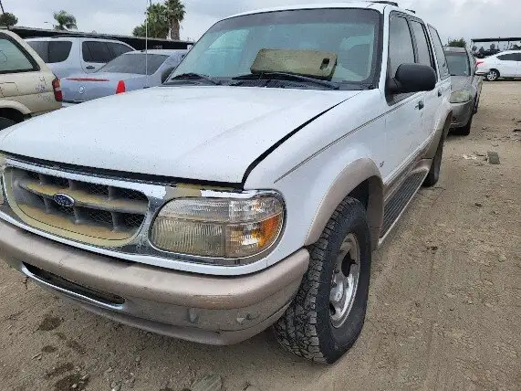 Photo of 1998 Ford Explorer