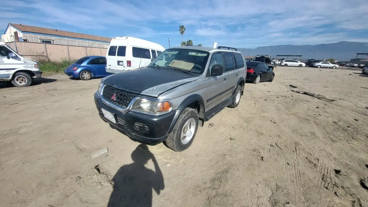 Photo of 2001 Mitsubishi Montero Sport