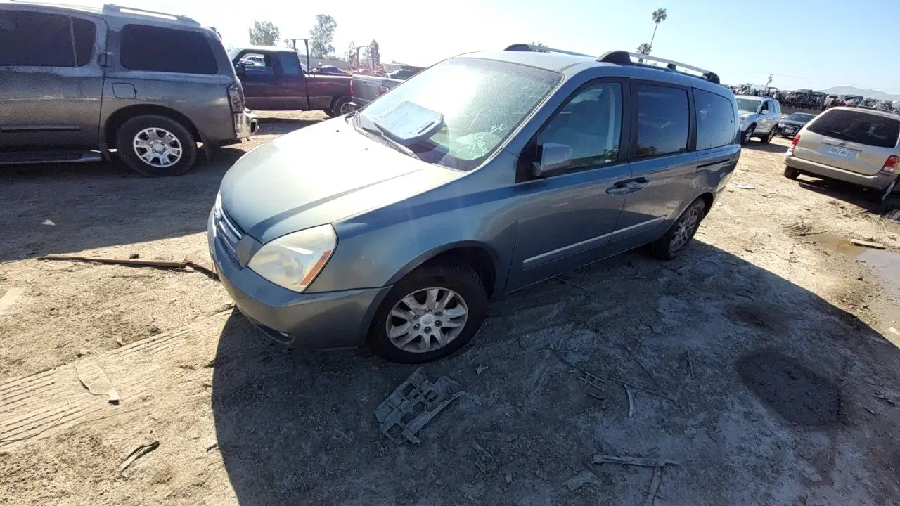 Photo of 2008 Kia Sedona