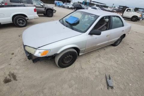 Photo of 2000 Toyota Camry