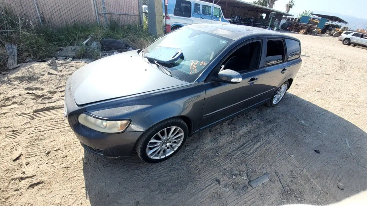 Photo of 2009 Volvo V50