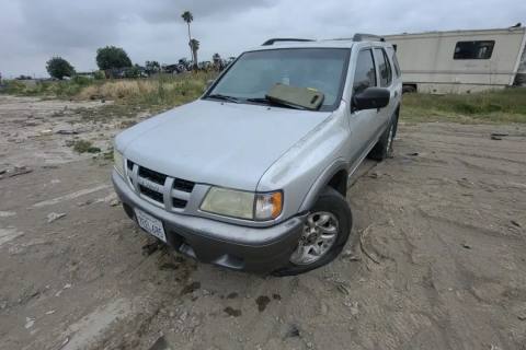 Photo of 2003 Isuzu Rodeo