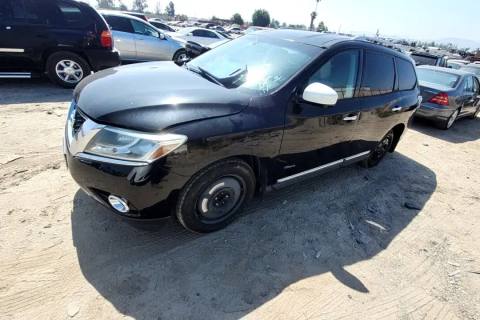Photo of 2014 Nissan Pathfinder