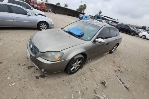 Photo of 2005 Nissan Altima