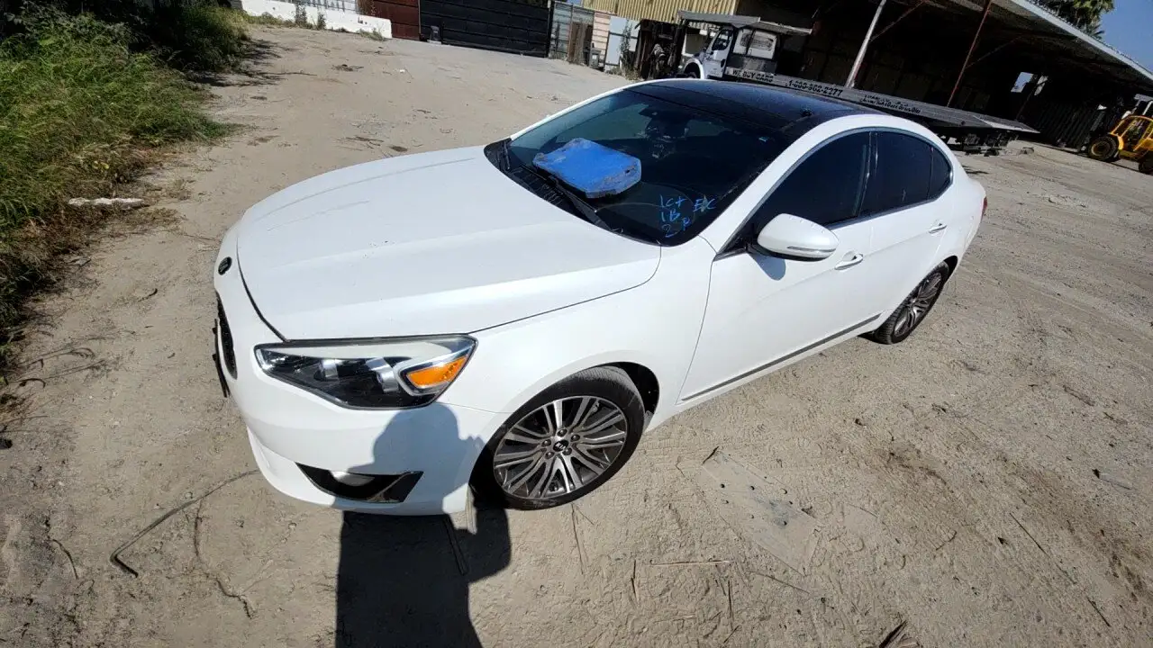 Photo of 2016 Kia Cadenza