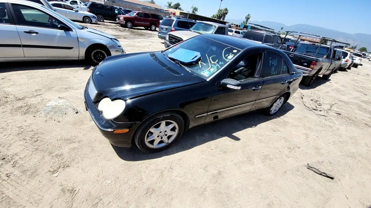 Photo of 2001 Mercedes-Benz C320