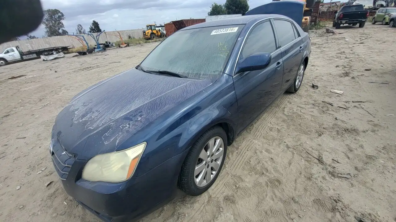 Photo of 2006 Toyota Avalon