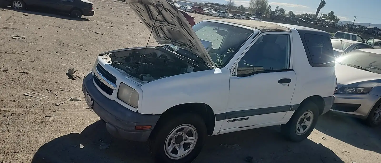 Photo of 1999 Chevrolet Tracker