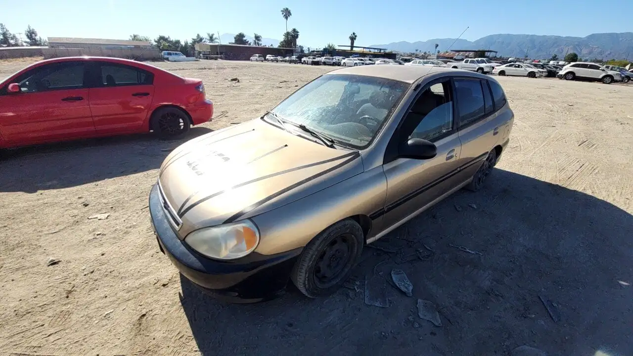 Photo of 2002 Kia Rio