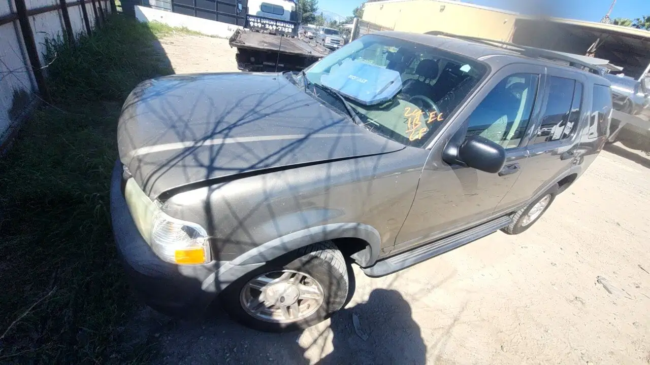 Photo of 2003 Ford Explorer