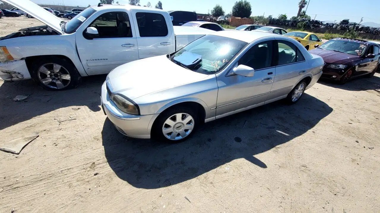Photo of 2004 Lincoln Ls
