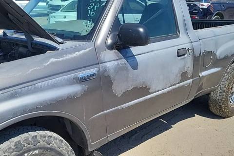 Photo of 1998 Mazda B2500
