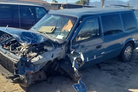 Photo of 1994 Plymouth Voyager