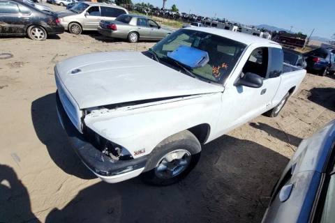 Photo of 2000 Dodge Dakota