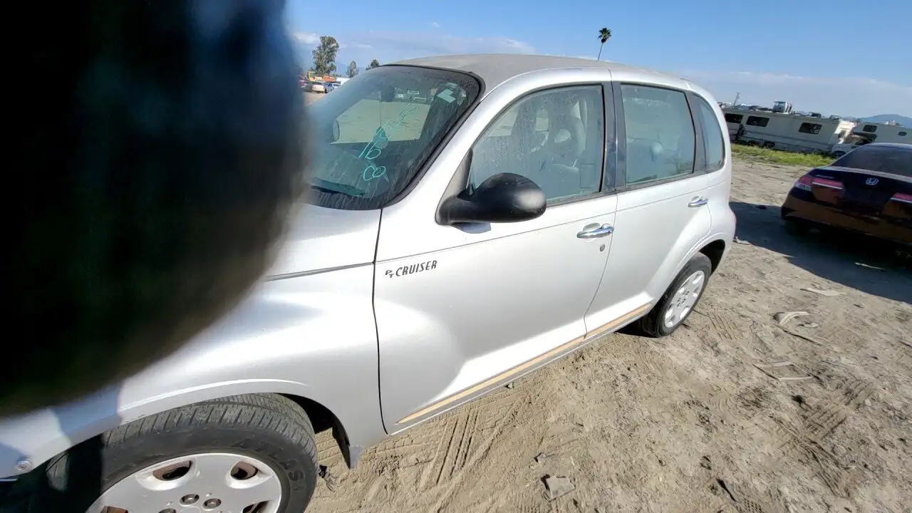 Photo of 2006 Chrysler Pt Cruiser