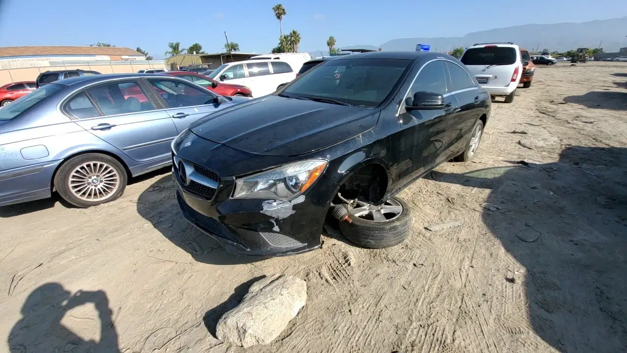 Photo of 2015 Mercedes-Benz Cla250