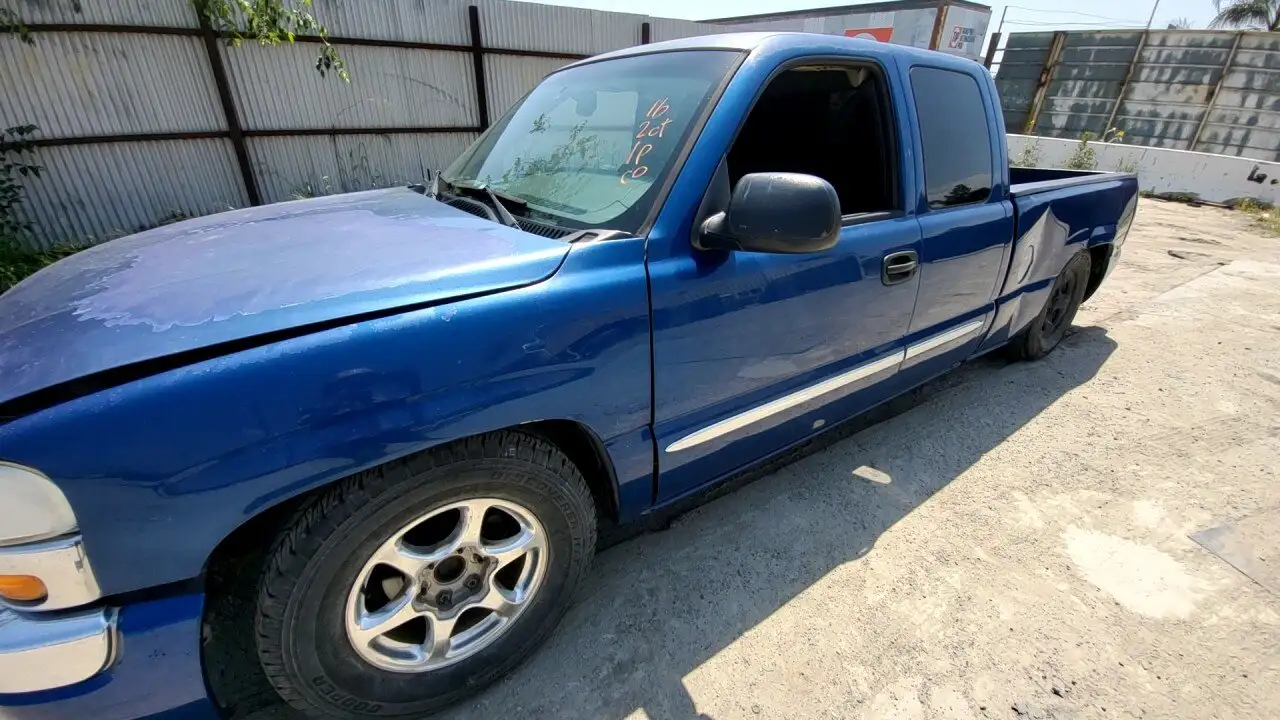 Photo of 2004 Gmc Sierra 1500